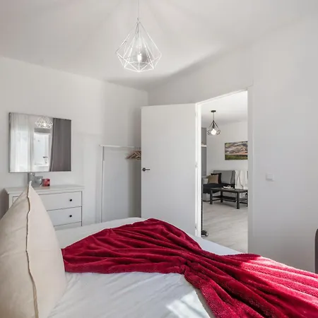 2 Omanai Tenerife Sur Apartment