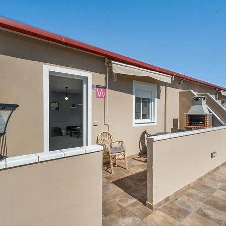 2 Omanai Tenerife Sur * Arona (Tenerife)